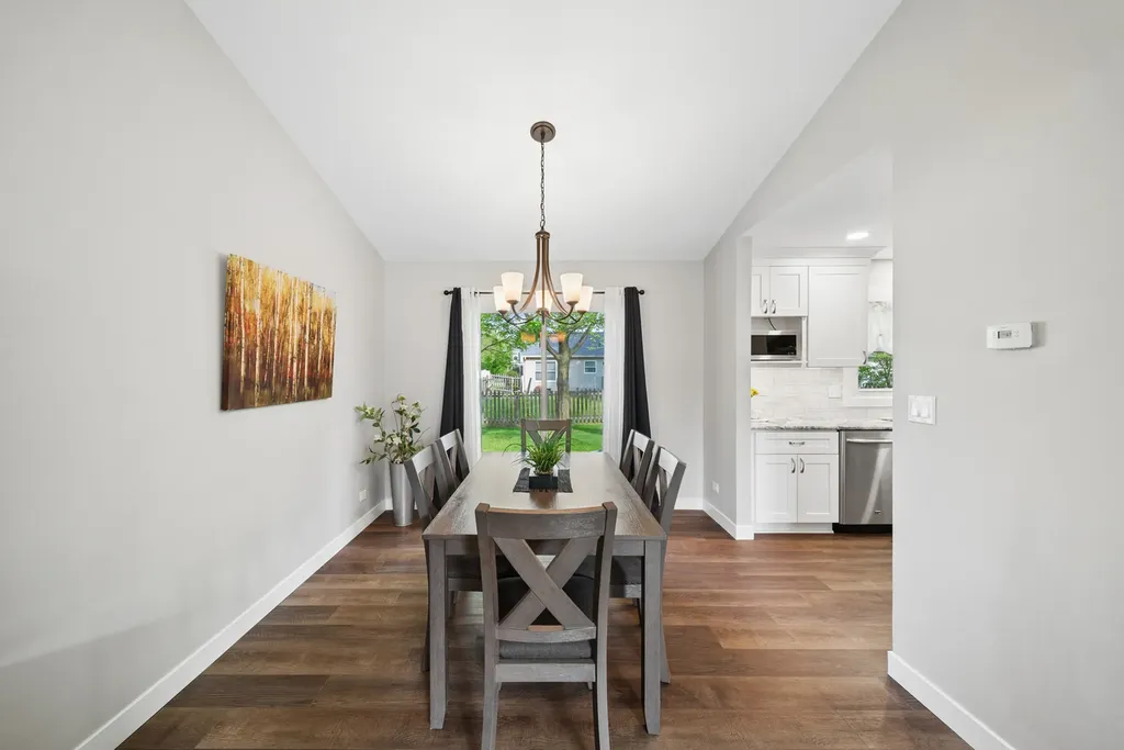 5S742 Meadow Lake Drive Naperville IL 60540