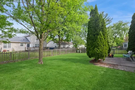 5S742 Meadow Lake Drive Naperville IL 60540
