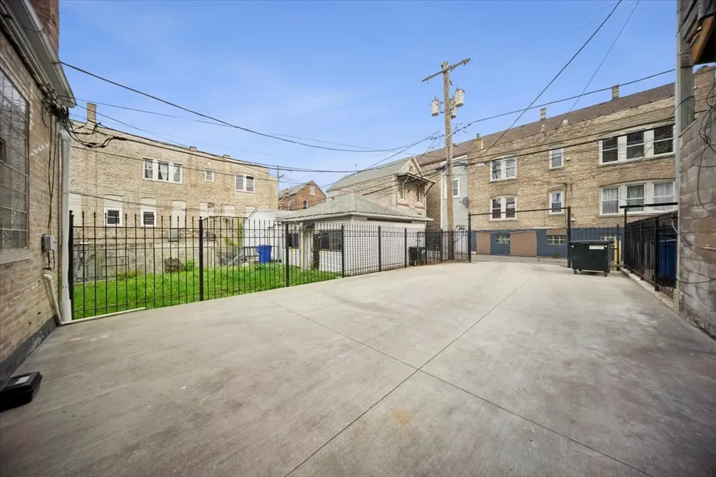 2702 West Cermak Road Chicago IL 60608