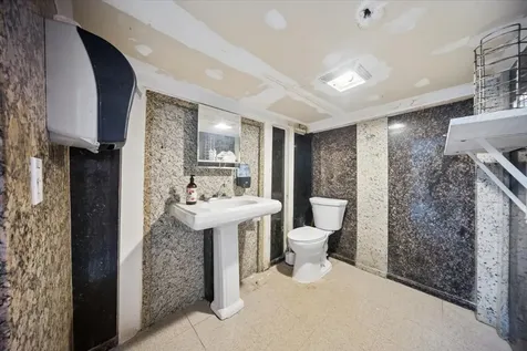 2702 West Cermak Road Chicago IL 60608