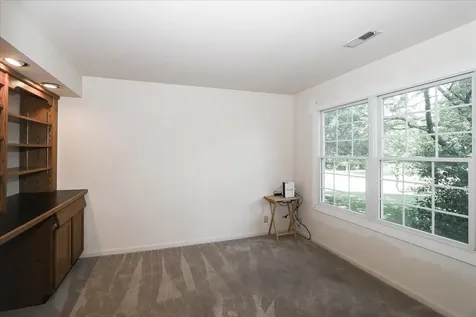 725 Deep Wood Court Elk Grove Village IL 60007
