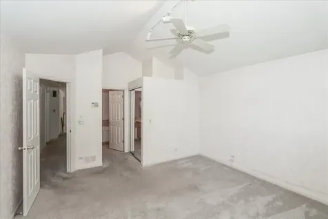 725 Deep Wood Court Elk Grove Village IL 60007