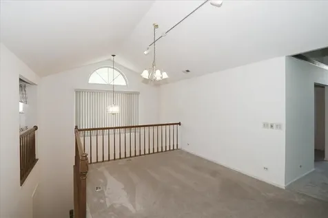 725 Deep Wood Court Elk Grove Village IL 60007