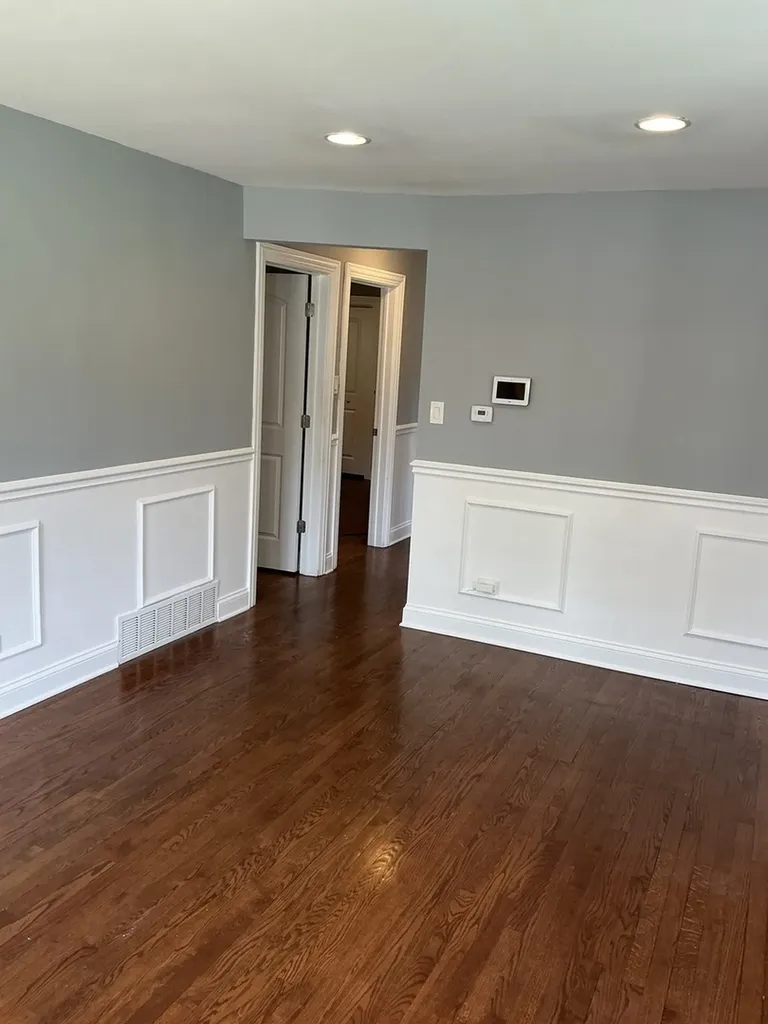 353 East 90th Street Chicago IL 60619