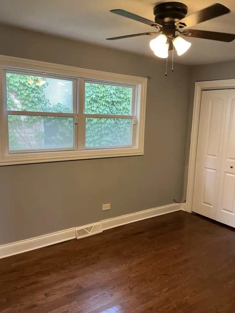 353 East 90th Street Chicago IL 60619