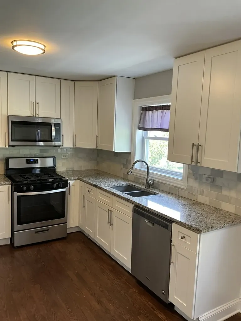 353 East 90th Street Chicago IL 60619