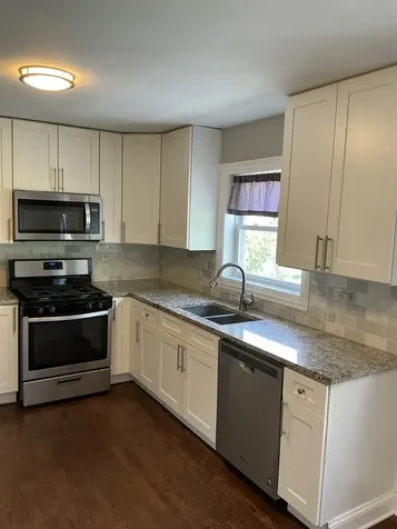 353 East 90th Street Chicago IL 60619