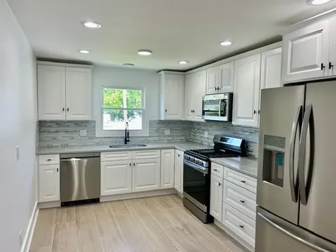 121 North Hickory Street Manteno IL 60950