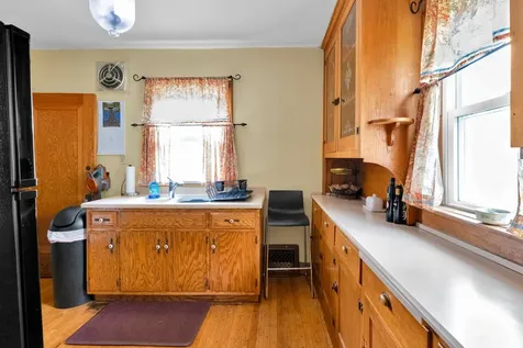 412 South Commonwealth Avenue Aurora IL 60506