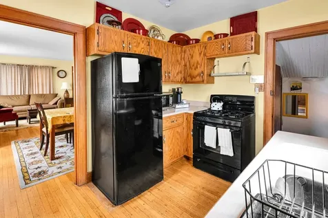 412 South Commonwealth Avenue Aurora IL 60506