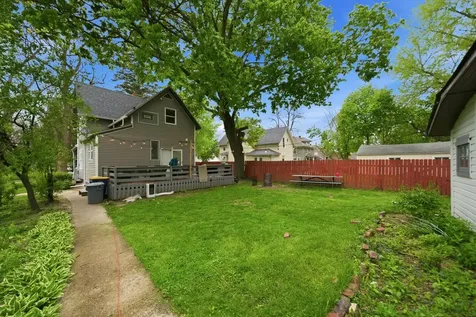 1003 Saint John Street Elgin IL 60120
