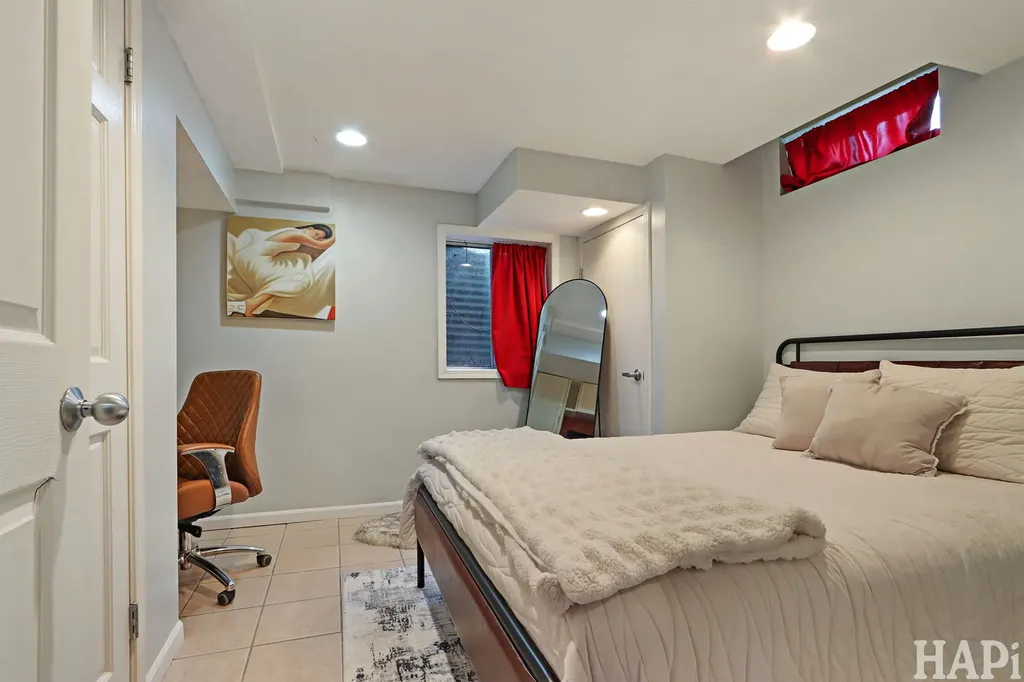 725 Buffalo Circle Carol Stream IL 60188