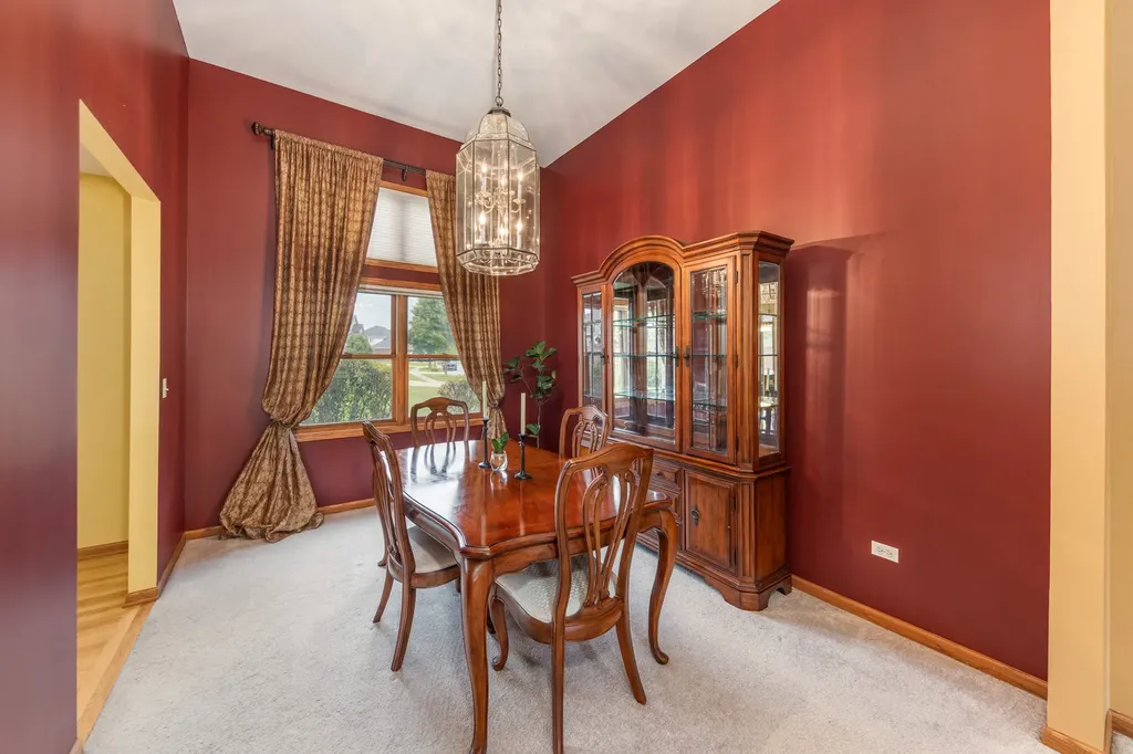 1340 Witham Lane Woodridge IL 60517