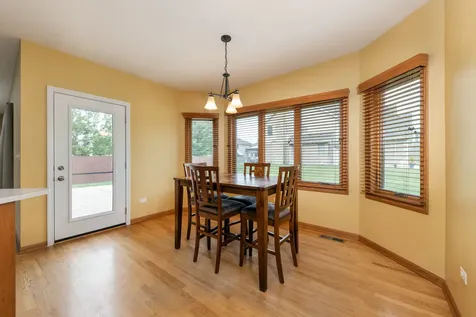 1340 Witham Lane Woodridge IL 60517