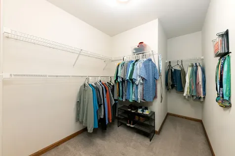 1340 Witham Lane Woodridge IL 60517