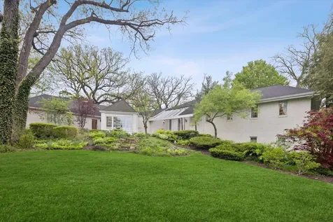 534 Plymouth Court Frankfort IL 60423