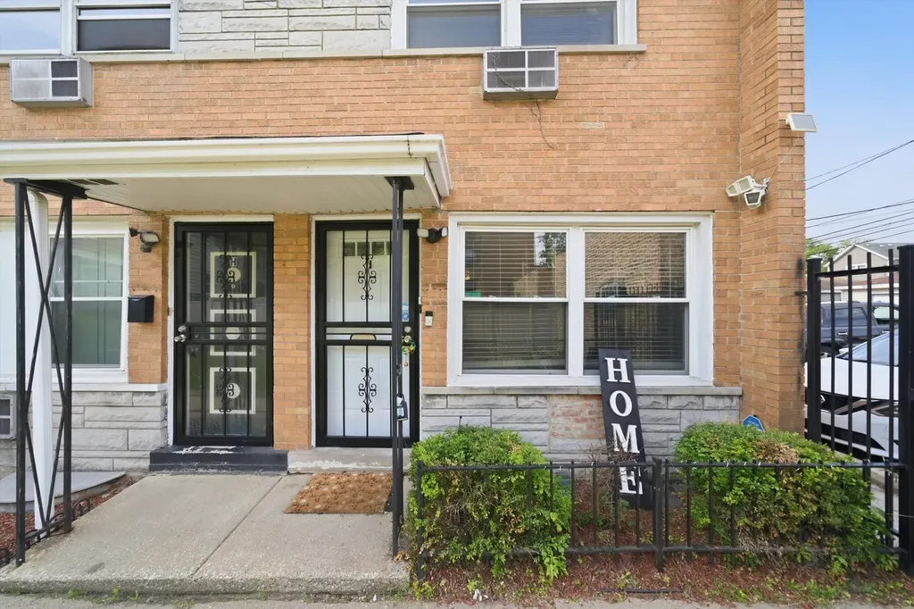 6950 South Cregier Avenue Chicago IL 60649