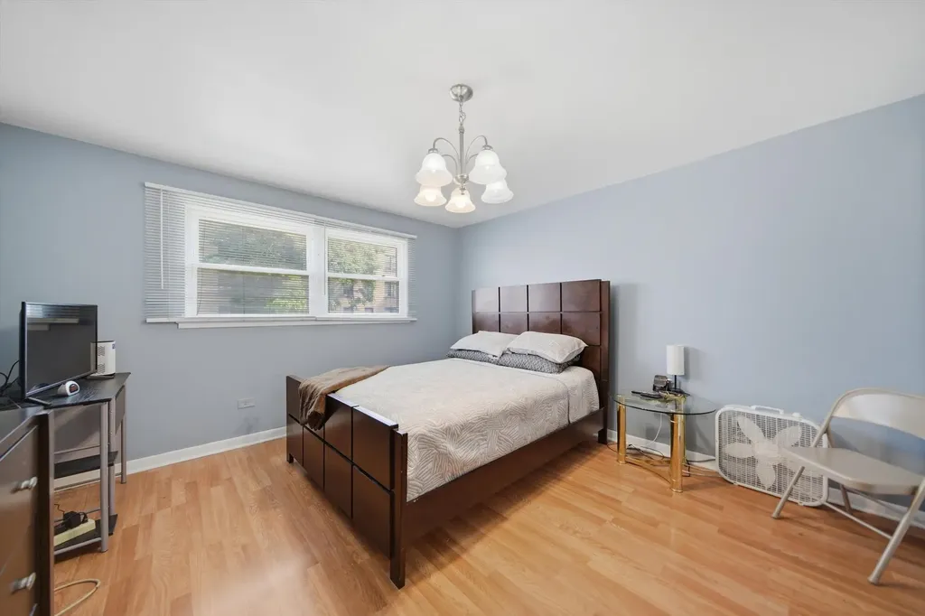 6950 South Cregier Avenue Chicago IL 60649