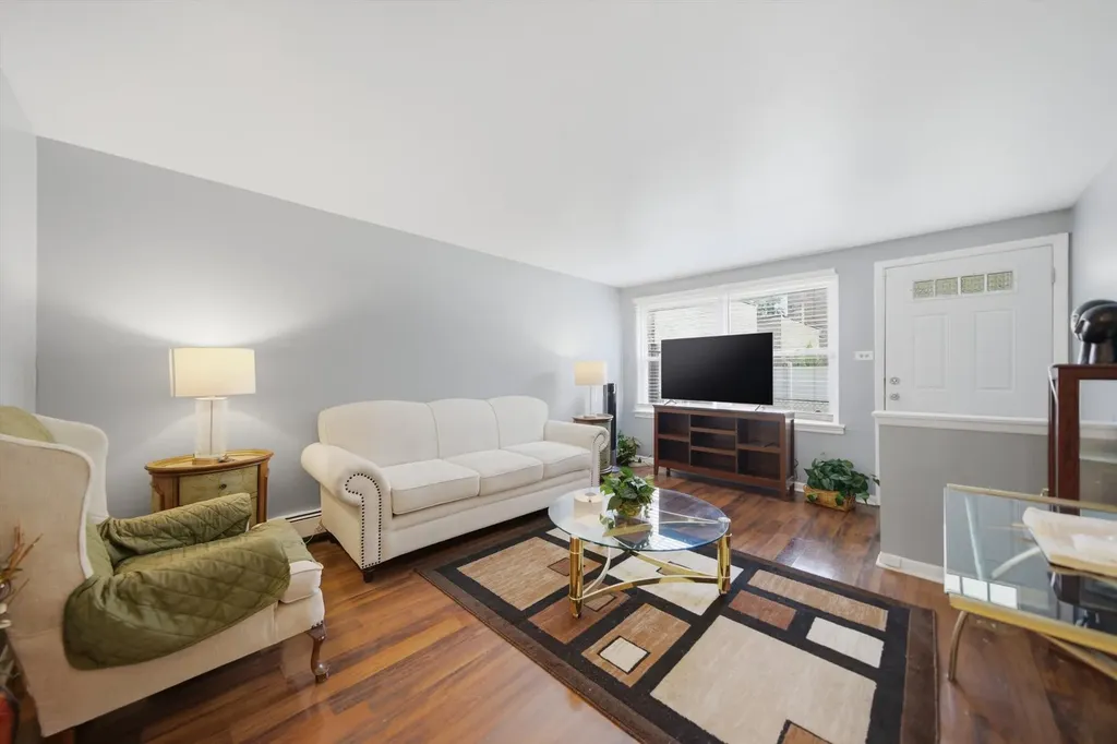 6950 South Cregier Avenue Chicago IL 60649