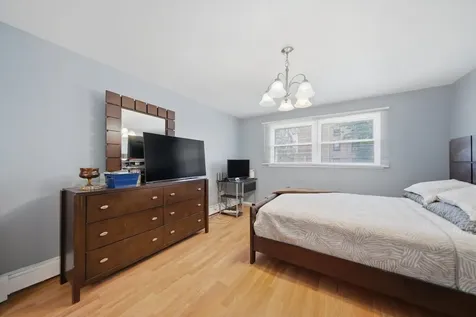 6950 South Cregier Avenue Chicago IL 60649