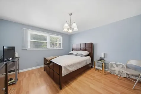 6950 South Cregier Avenue Chicago IL 60649