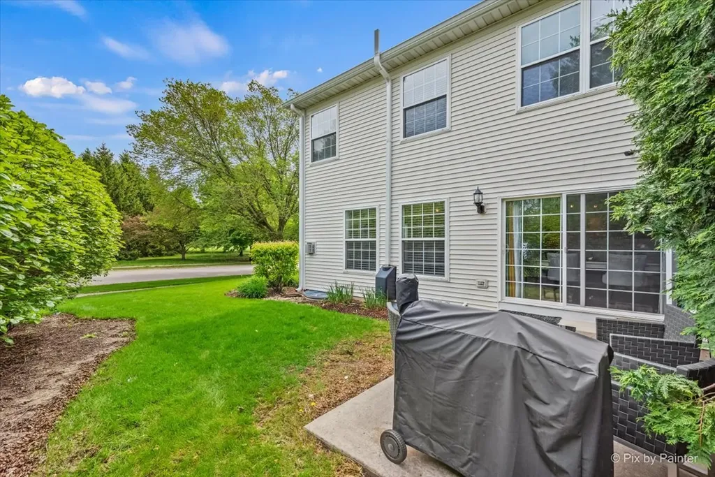 1070 Lily Field Lane Bolingbrook IL 60440