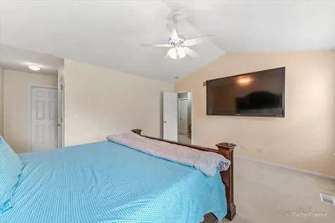 1070 Lily Field Lane Bolingbrook IL 60440