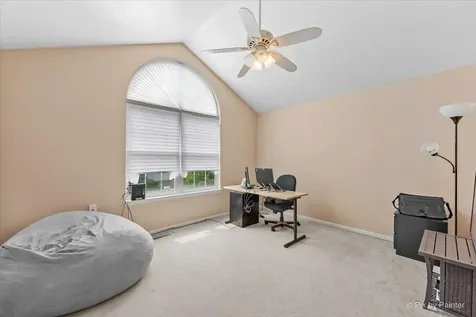 1070 Lily Field Lane Bolingbrook IL 60440