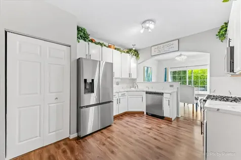 1070 Lily Field Lane Bolingbrook IL 60440