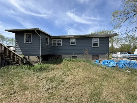 3243 South 13700e Road Pembroke Twp IL 60958