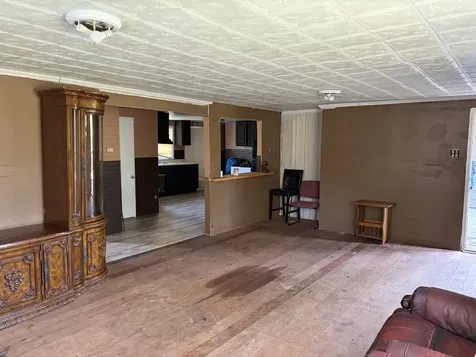 3243 South 13700e Road Pembroke Twp IL 60958