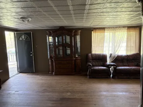 3243 South 13700e Road Pembroke Twp IL 60958