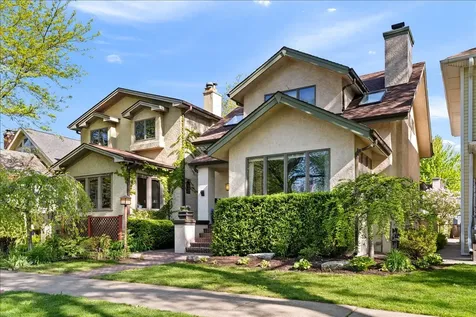 1123 Cleveland Street Evanston IL 60202
