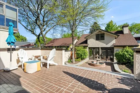1123 Cleveland Street Evanston IL 60202