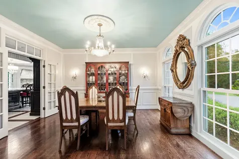 1110 Fox Glen Drive St. Charles IL 60174