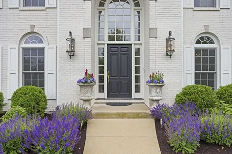 1110 Fox Glen Drive St. Charles IL 60174