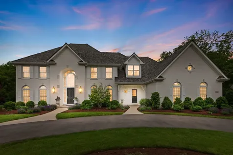 1110 Fox Glen Drive St. Charles IL 60174