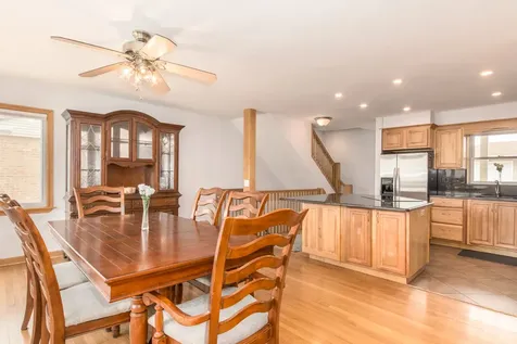 8233 North Octavia Avenue Niles IL 60714
