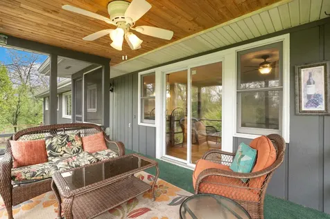 602 Hickory Road Woodstock IL 60098