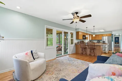 602 Hickory Road Woodstock IL 60098