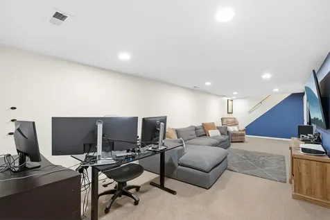 602 Hickory Road Woodstock IL 60098