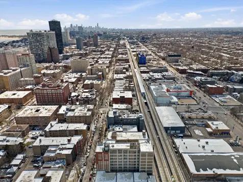 5739 North Winthrop Avenue Chicago IL 60660