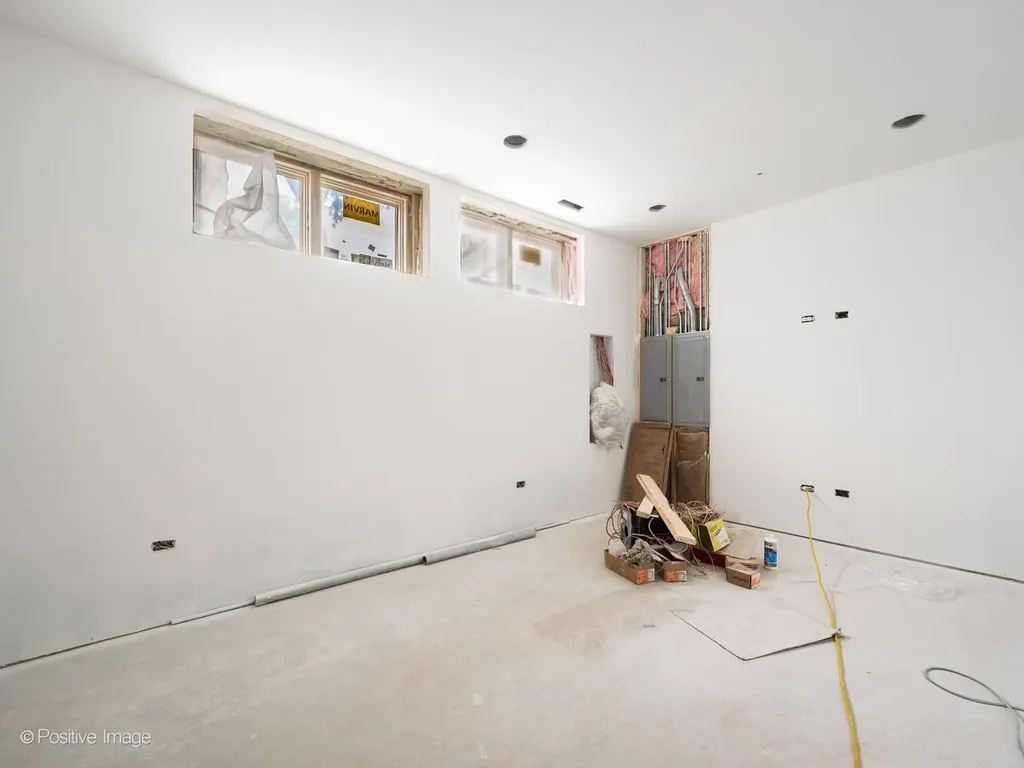 6305 North Keeler Avenue Chicago IL 60646