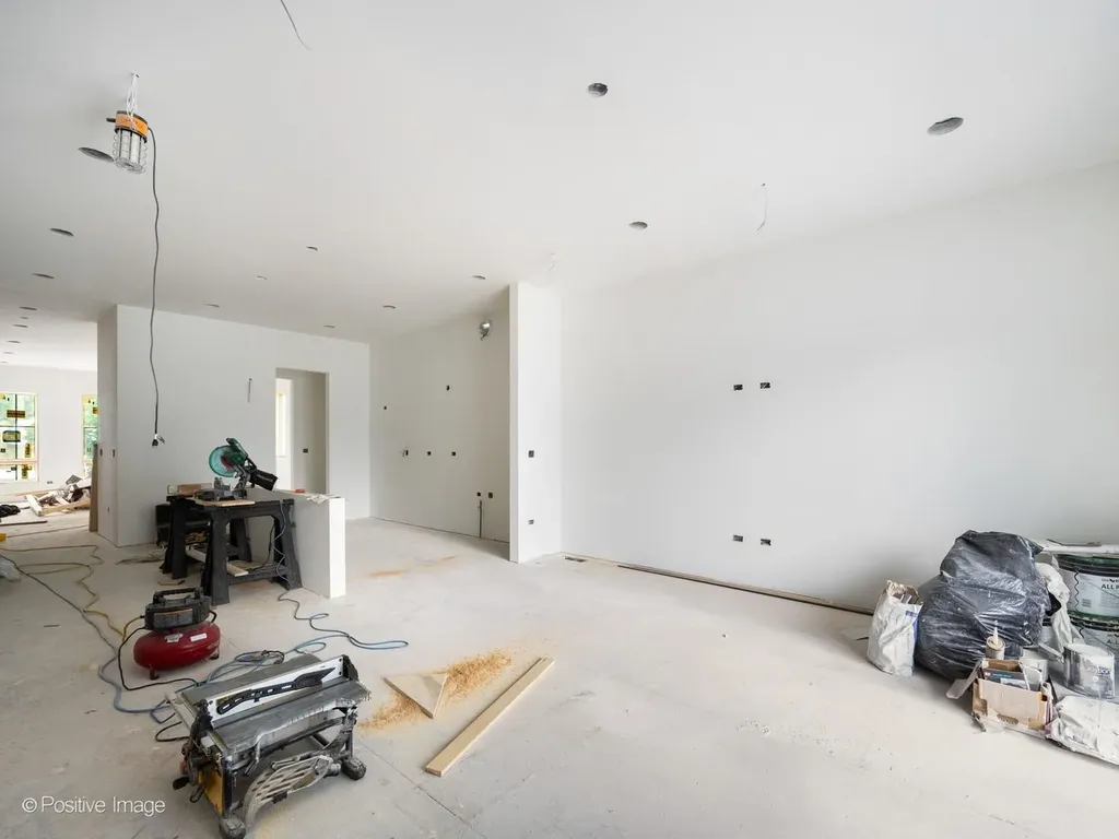 6305 North Keeler Avenue Chicago IL 60646