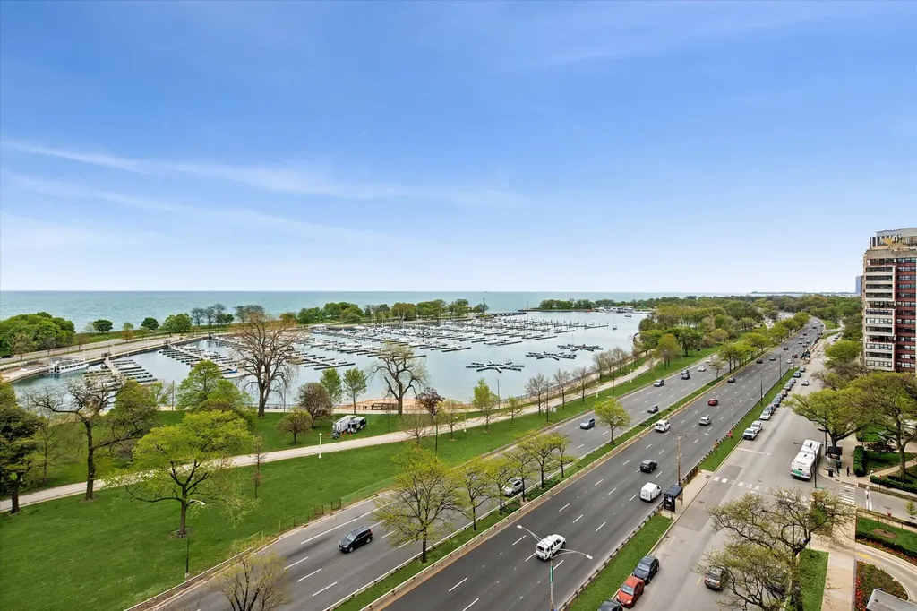 3470 North Lake Shore Drive Chicago IL 60657