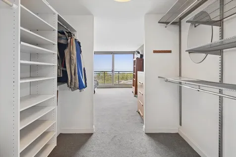 3470 North Lake Shore Drive Chicago IL 60657
