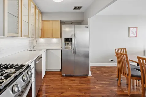 3470 North Lake Shore Drive Chicago IL 60657