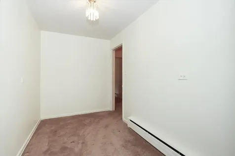 831 South Mitchell Avenue Arlington Heights IL 60005