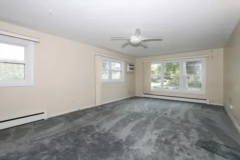 831 South Mitchell Avenue Arlington Heights IL 60005