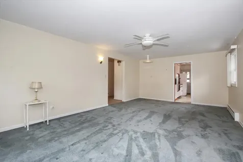 831 South Mitchell Avenue Arlington Heights IL 60005